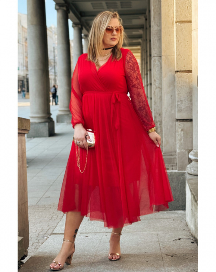 ADRIANA - Jemné sieťované šaty, dlhé pre moletky
